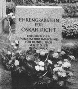 Grabstein Oskar Picht